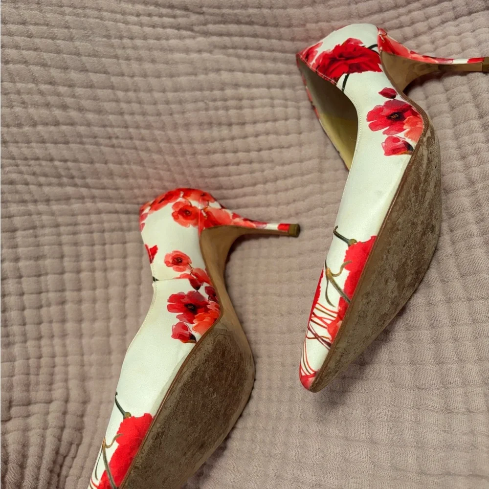 Ivanka Trump Red Floral Pointed Toe Heels Size 9 - Picture 6 of 9